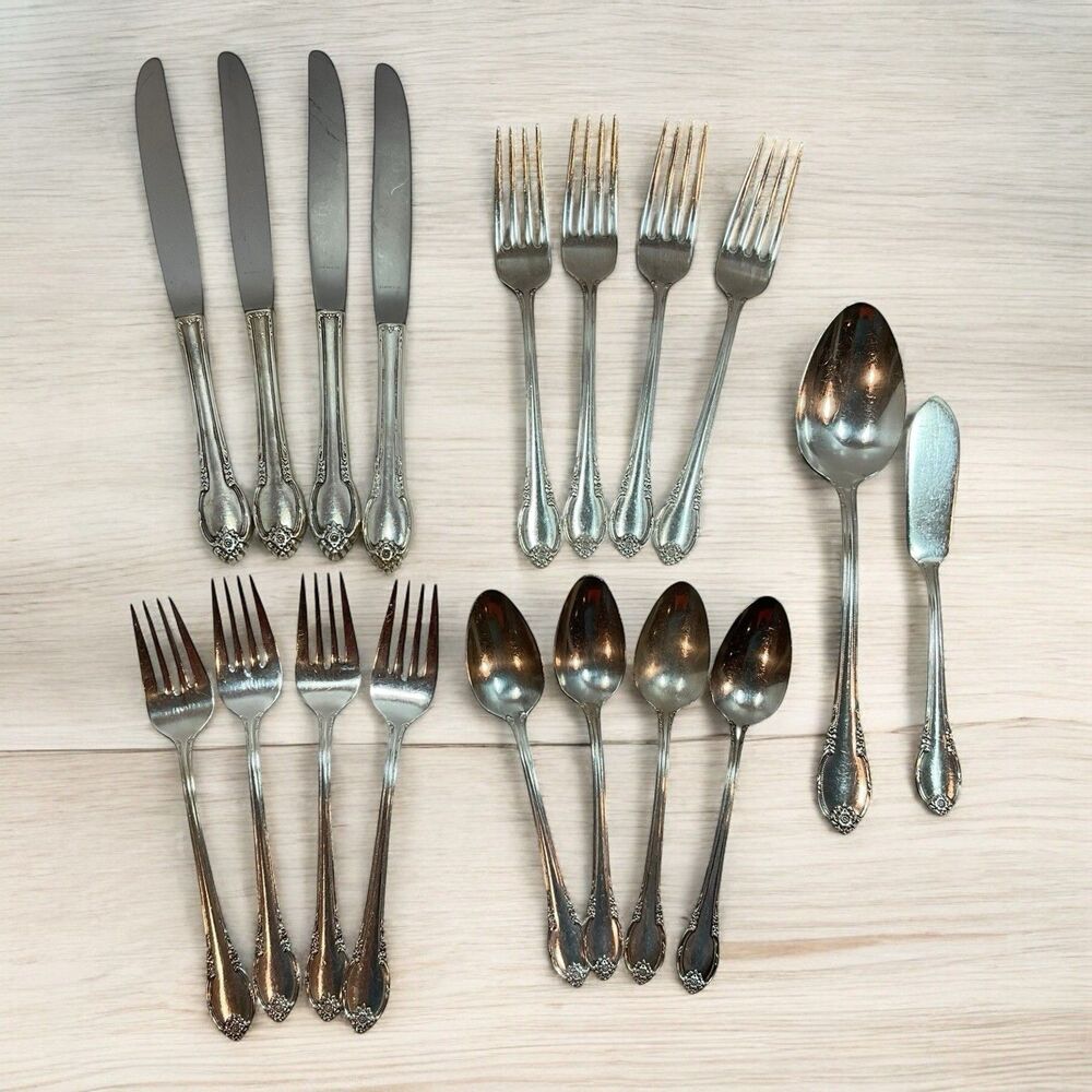 18 Pcs Remembrance Rogers Bros 1847 Silverplate 4 Of Each - No Soup Spoons Plus